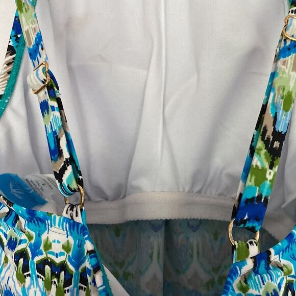 ❤️5/$25❤️ Adjustable Swim Tank Top - Picture 6 of 8